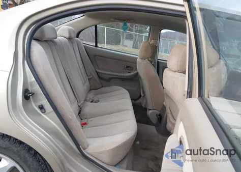 2005 Hyundai Elantra Gls/Gt from USA, damaged, VIN KMHDN46D95U958859